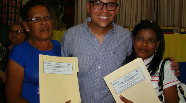 El Alcalde en la Entrega de titularidad