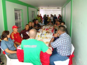 El alcalde sostuvo un desayuno con los dirigentes sociales para detectar los problemas de la comunidad 