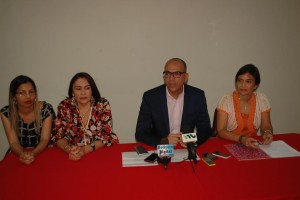 El mandatario municipal estuvo acompañado de la profesora Liliana Godoy coordinadora técnica de proyecto a nivel nacional